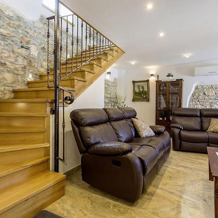 Villa Rina In Barat كانافانار المظهر الخارجي الصورة